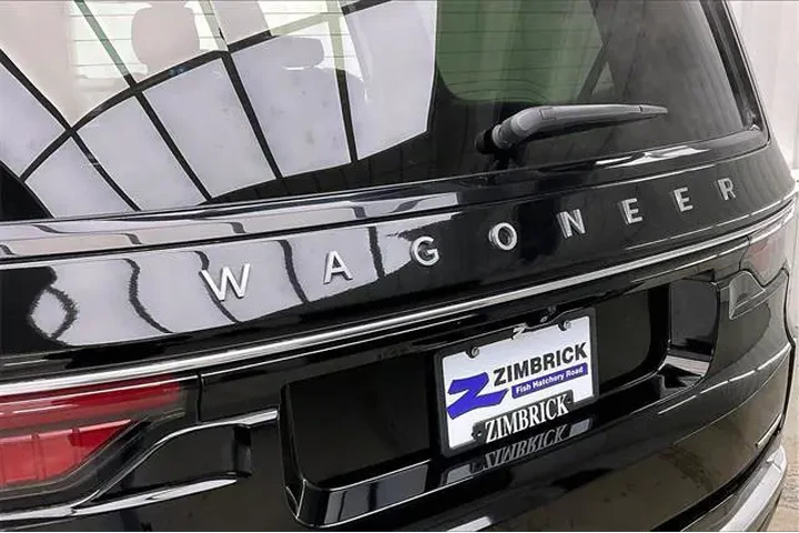 $33490 : Jeep Wagoneer 2022 4x4 Serie image 9