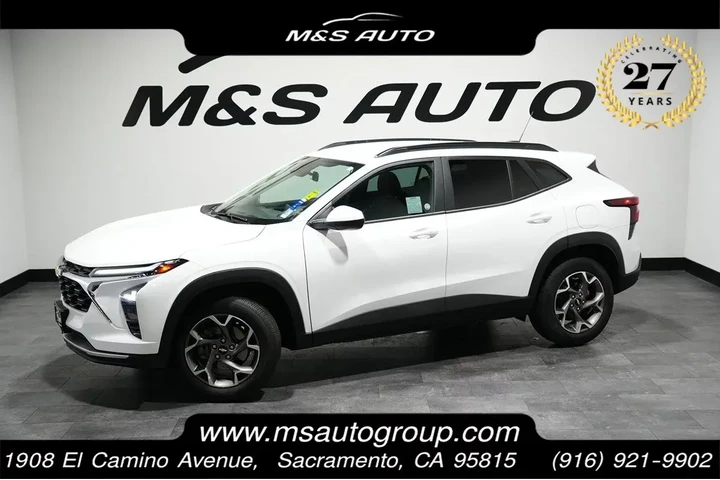 $21999 : 2025 Trax image 1