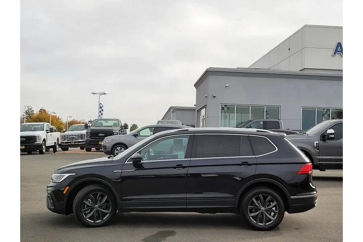 $21499 : Volkswagen Tiguan 2022 SE 4d image 7