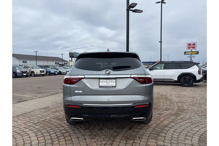 $35798 : 2023 Enclave Essence image 6