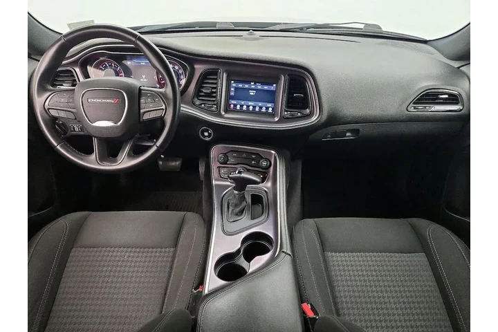 $18998 : Dodge Challenger 2018 SXT 2d image 9