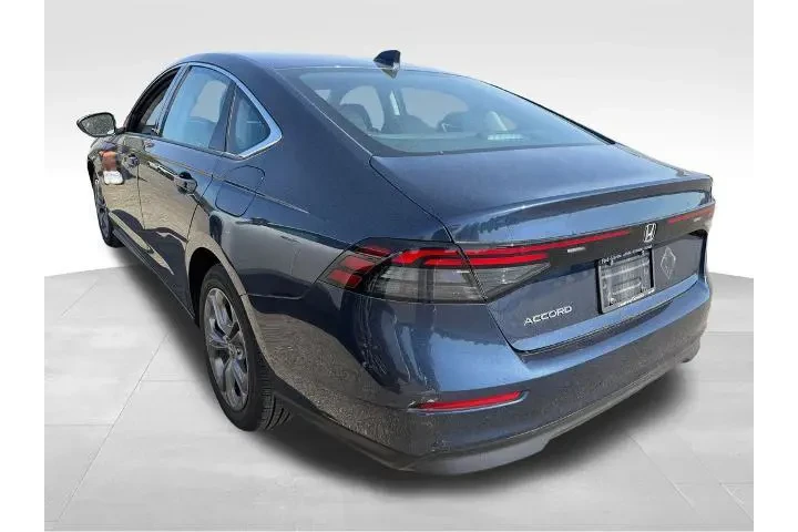 $25547 : Honda Accord 2024 EX 4dr Sed image 3