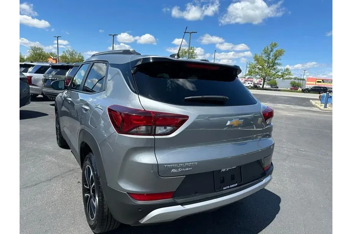$24990 : Chevrolet Trailblazer 2024 L image 8