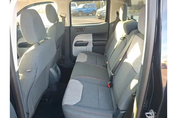 $26995 : Ford Maverick 2022 AWD XL 4d image 10