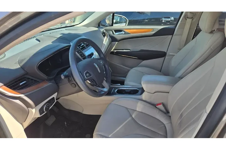 $17998 : Lincoln MKC 2017 Select 4dr image 5