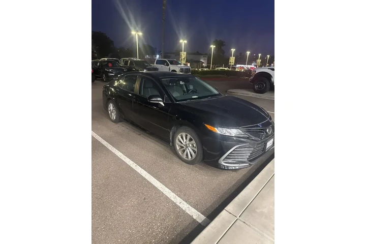 $20900 : Toyota Camry 2022 LE 4dr Sed image 8