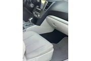 $4000 : Subaru Legacy 2.5 2011 thumbnail