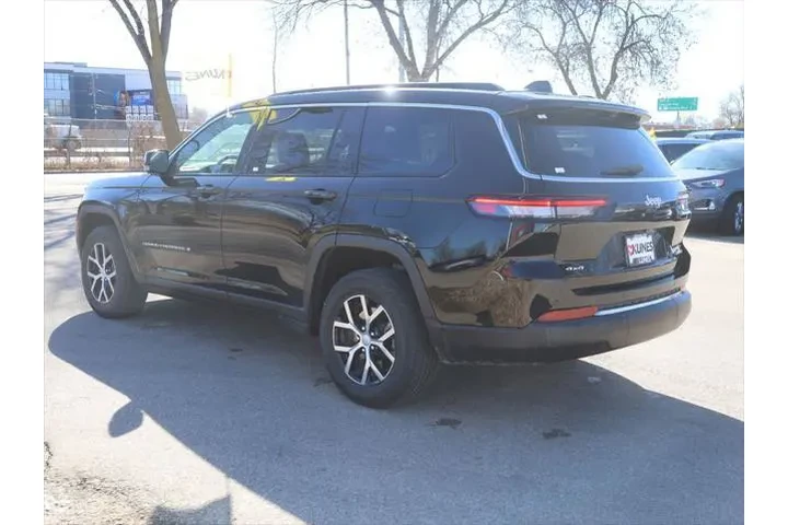 $30577 : Jeep Grand Cherokee L 2024 4 image 7