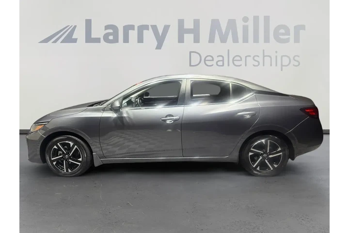 $25205 : Nissan Sentra 2025 SV 4dr Se image 2