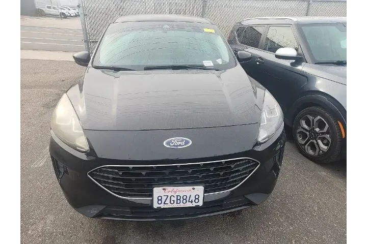 $15491 : Ford Escape 2021 SE 4dr SUV image 2