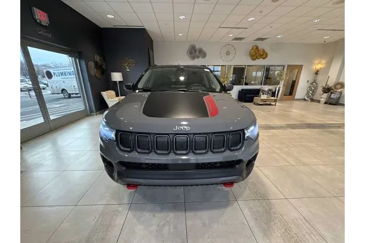 $24262 : Jeep Compass 2022 4x4 Trailh image 8