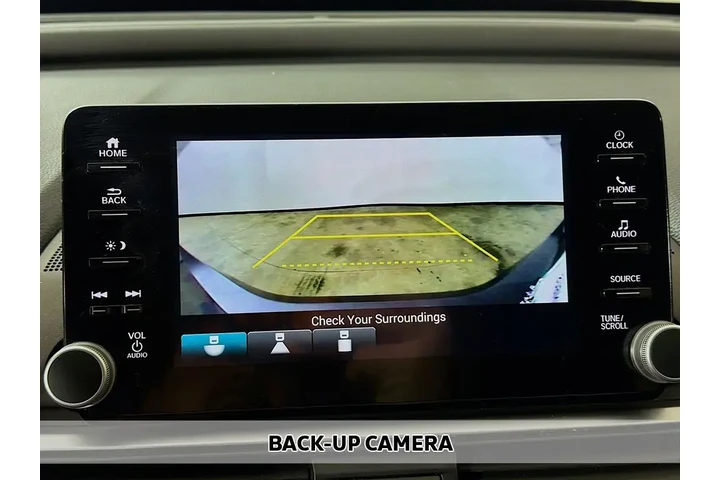 $16599 : Honda Accord 2022 LX 4dr Sed image 3