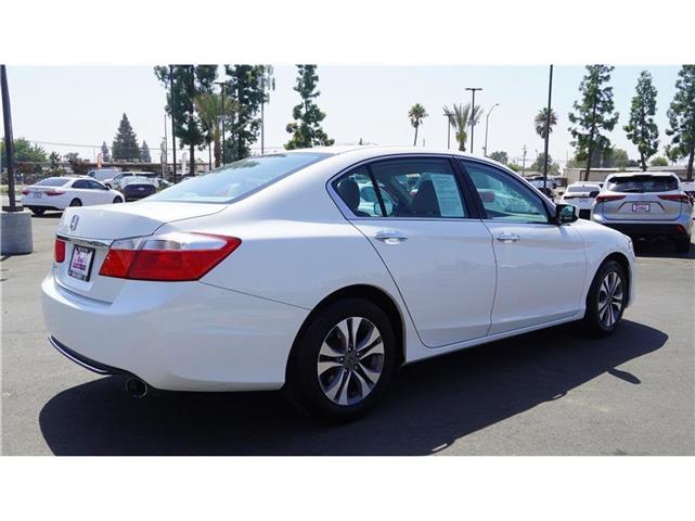 $15877 : 2015 Accord Sedan LX image 6