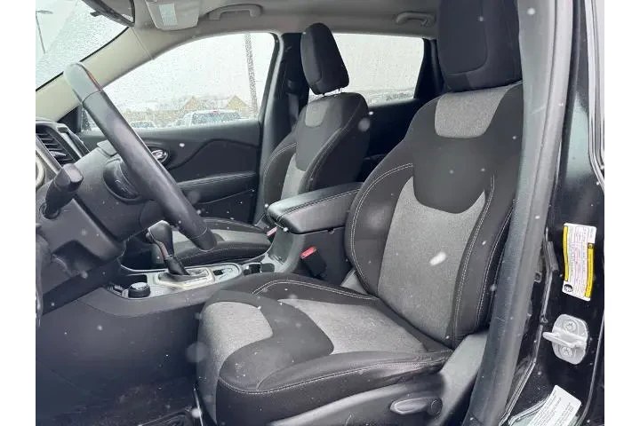 $10885 : Jeep Cherokee 2014 4x4 Latit image 9