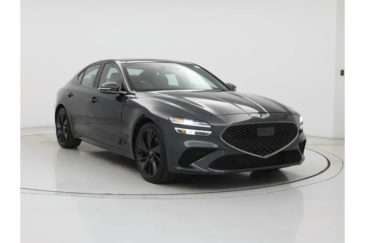 $32998 : Genesis G70 2023 AWD 2.0T 4d image 1
