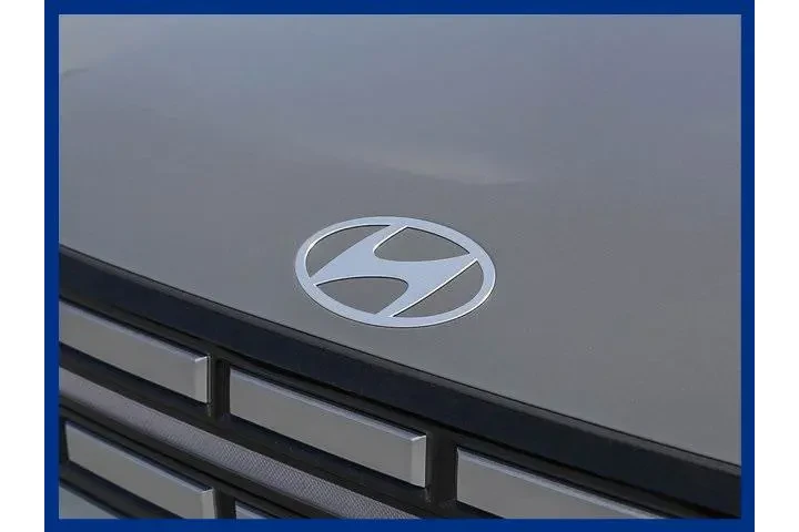 $35988 : Hyundai SANTA FE 2025 SE 4dr image 9