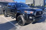 2021 TACOMA SR5 V6 4X4 en Los Angeles