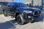 2021 TACOMA SR5 V6 4X4 en Los Angeles