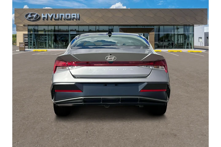 $21000 : Hyundai ELANTRA 2025 SEL Con image 6