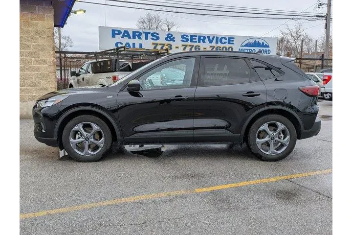 $23912 : Ford Escape 2025 ST-Line 4dr image 6