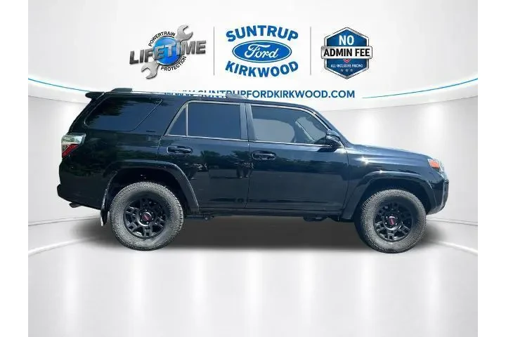$27701 : Toyota 4Runner 2019 4x4 SR5 image 8