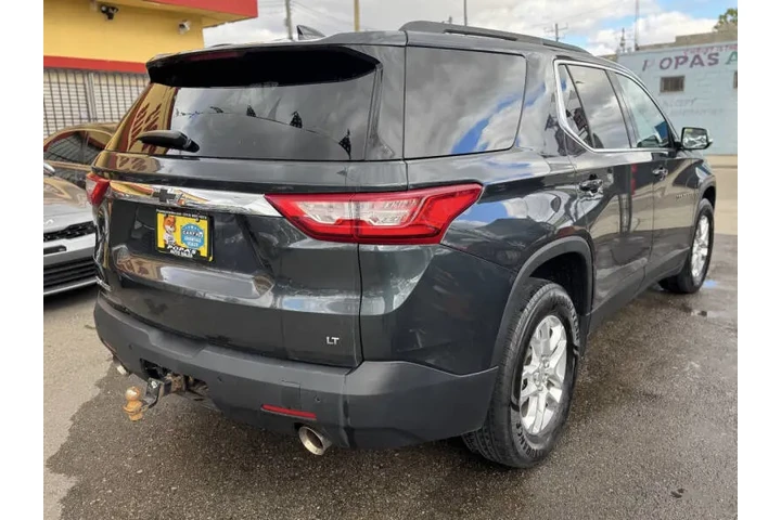 $17995 : 2019 Traverse LT Cloth image 8