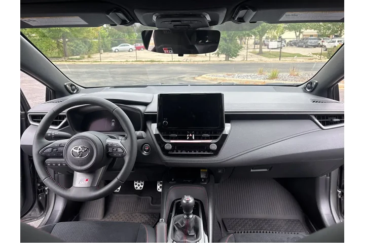 $45000 : Gold Certified2025 GR Corolla image 3