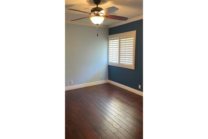 $1100 : Cuarto amplio en Northridge image 2