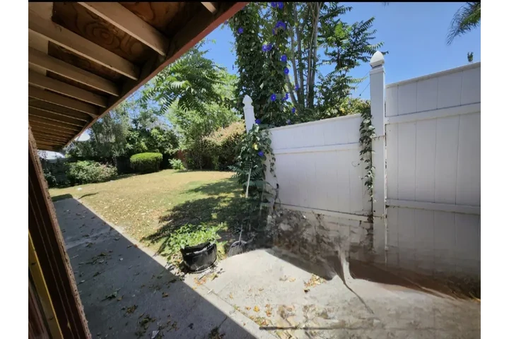 $2800 : Home for Rent in Fontana image 5