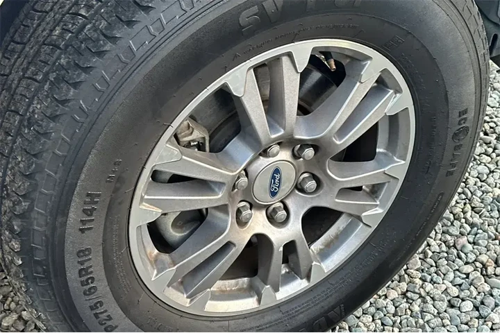 $29351 : Ford F-150 2020 4x4 Lariat 4 image 6