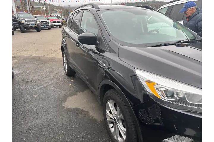 $9990 : Ford Escape 2017 AWD SE 4dr image 4