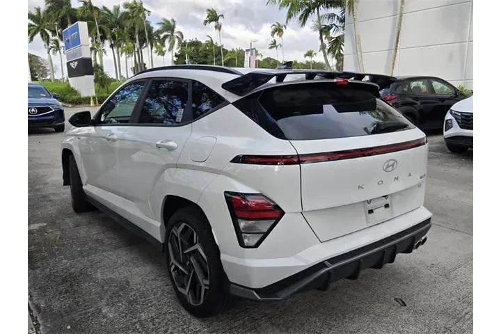 $24729 : Hyundai KONA 2024 N Line 4dr image 8