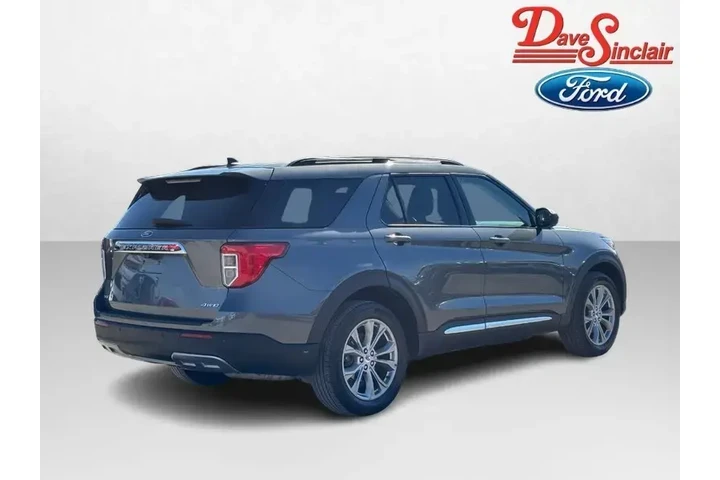 $33222 : Ford Explorer 2023 AWD XLT 4 image 7