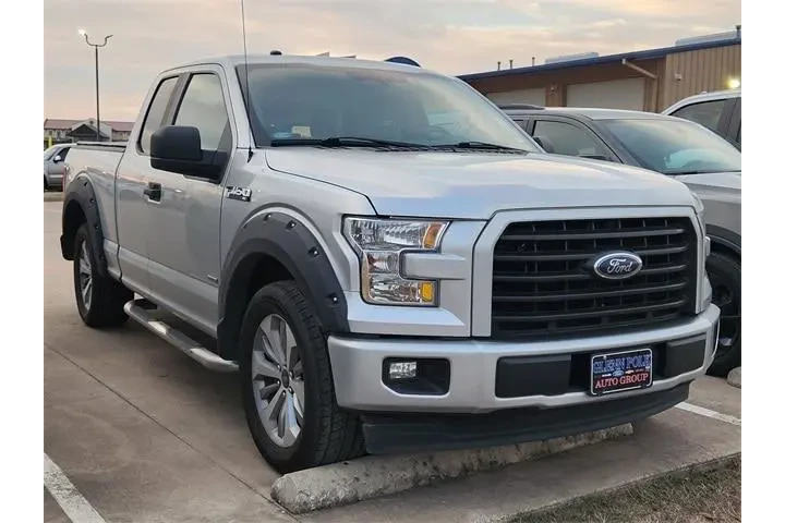 $19900 : Ford F-150 2017 4x2 XL 4dr S image 1