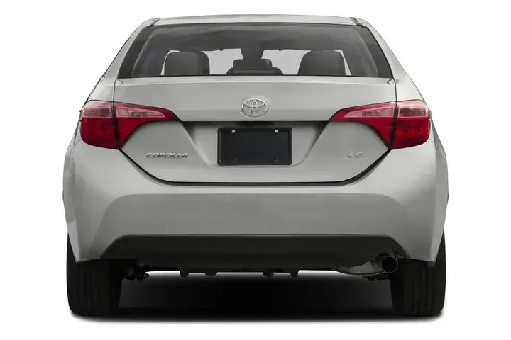 Toyota Corolla 2017 SE 4dr S image 5