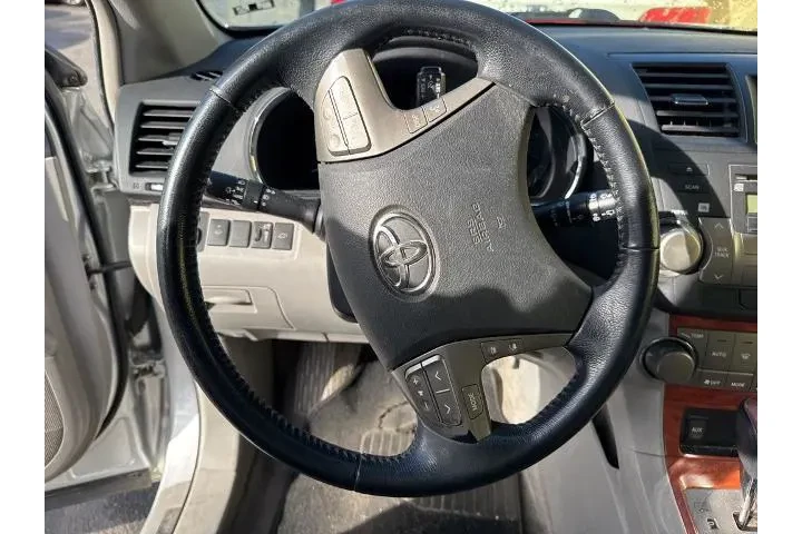 $9000 : Toyota Highlander 2009 Limit image 7