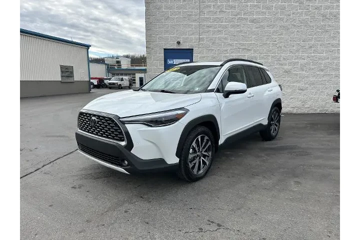 $27895 : Toyota Corolla Cross 2023 XL image 2