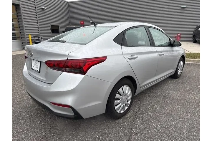 $9814 : Hyundai ACCENT 2019 SE 4dr S image 3