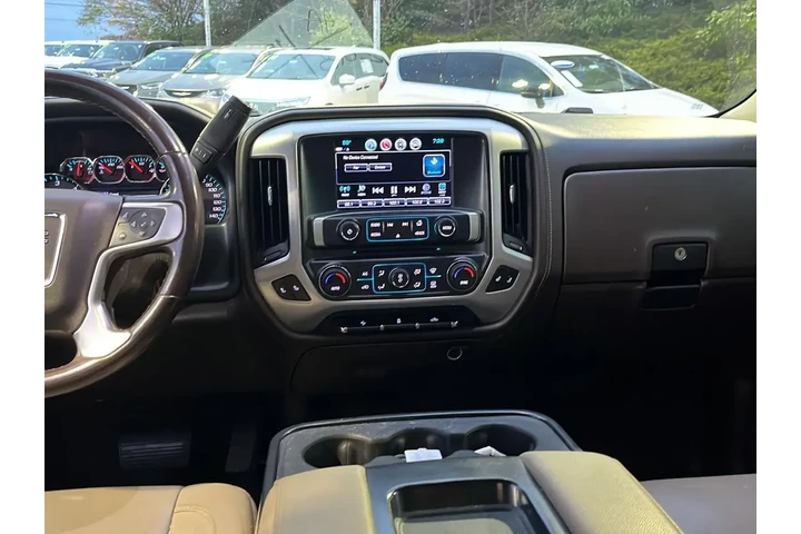 $24227 : GMC Sierra 1500 2018 4x4 SLT image 10