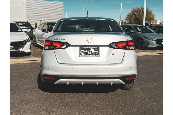 $20997 : Nissan Versa 2025 S 4dr Seda image 8
