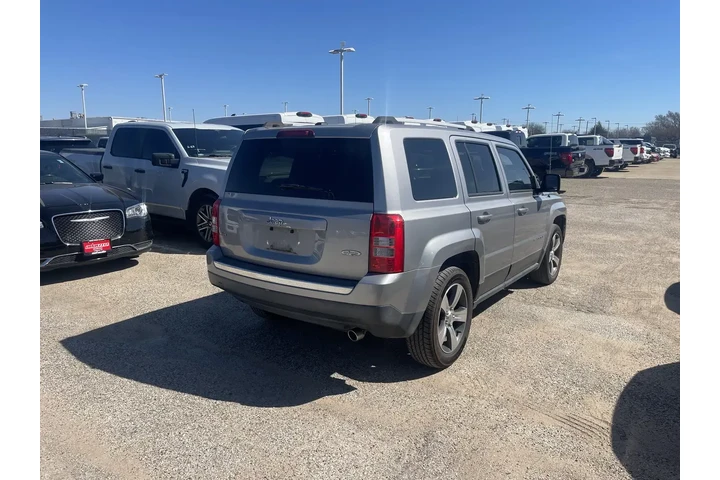 $10659 : Jeep Patriot 2016 Latitude 4 image 3