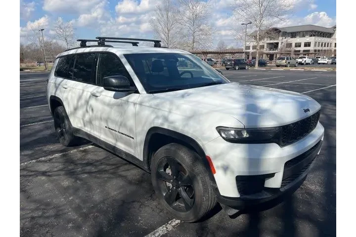 $30073 : Jeep Grand Cherokee L 2023 4 image 4