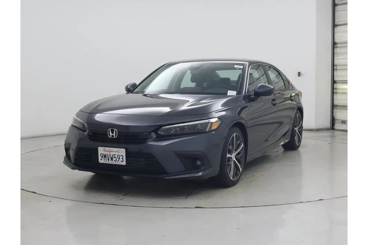 $29998 : Honda Civic 2024 Touring 4dr image 4