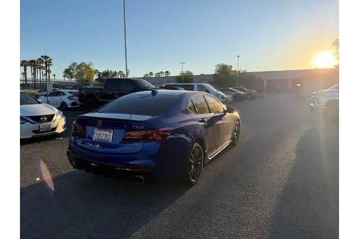$17200 : Acura TLX 2018 V6 4dr Sedan image 3