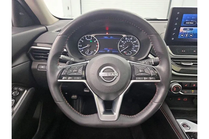 $22998 : Nissan Altima 2023 2.5 SR 4d image 10