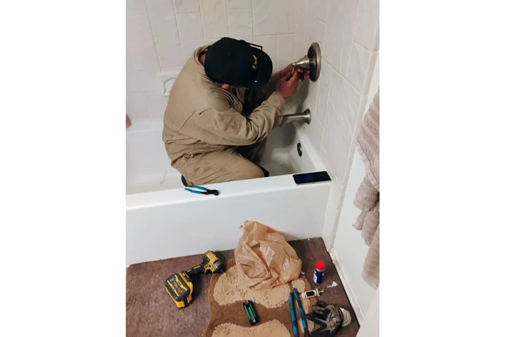 Plumbing en 🪠 servicio image 1