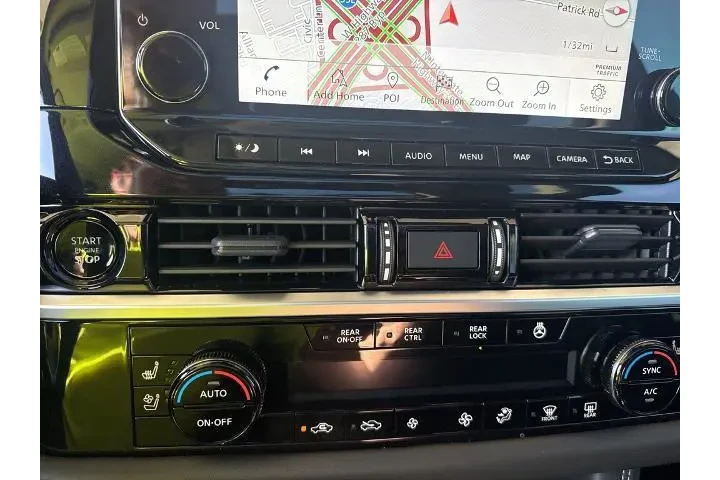 $39671 : Nissan Pathfinder 2025 Plati image 8