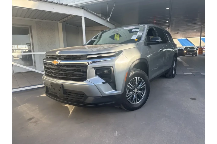 $34480 : Chevrolet Traverse 2024 LS 4 image 1