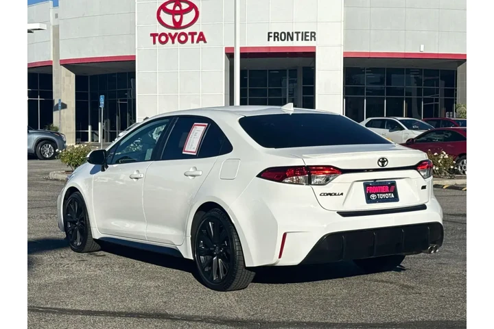 $25673 : Toyota Corolla 2025 SE 4dr S image 5