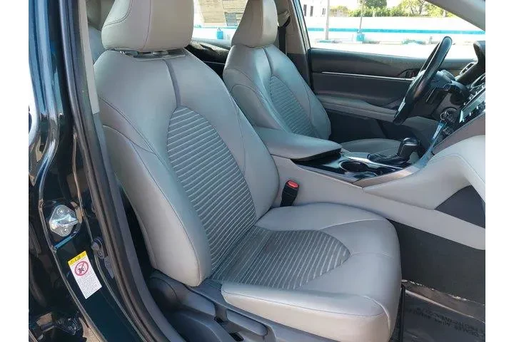 $14999 : Toyota Camry 2018 SE 4dr Sed image 10